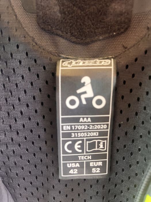Продавам Цял Кожен Екип Alpinestars GP Plus V3 (Размер 52) и Ботуши Alpinestars SMX Plus V2 43