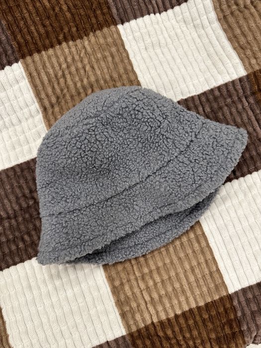 Продам женскую одежду