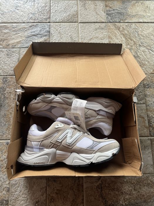 Vand adidasi new balance noi