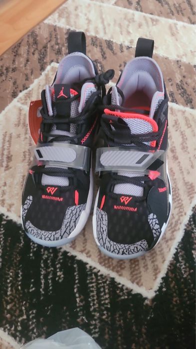 60.000 тг Nike кроссовки  оригинал