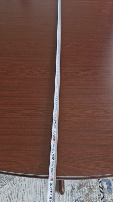 Продаётся гостиный стол