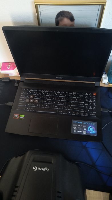Vând leptop de gaming msi