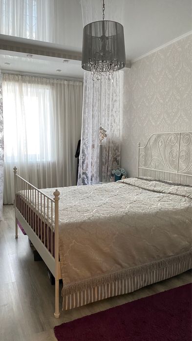 Продам покрывало на кровать