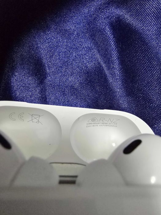 Căști Airpods Pro 2nd, putin folosite, ca noi