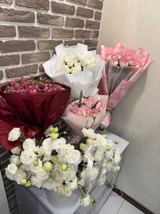 Цветы, букеты от 2000 до 10.000