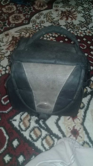 Nikon d3100 sotiladi