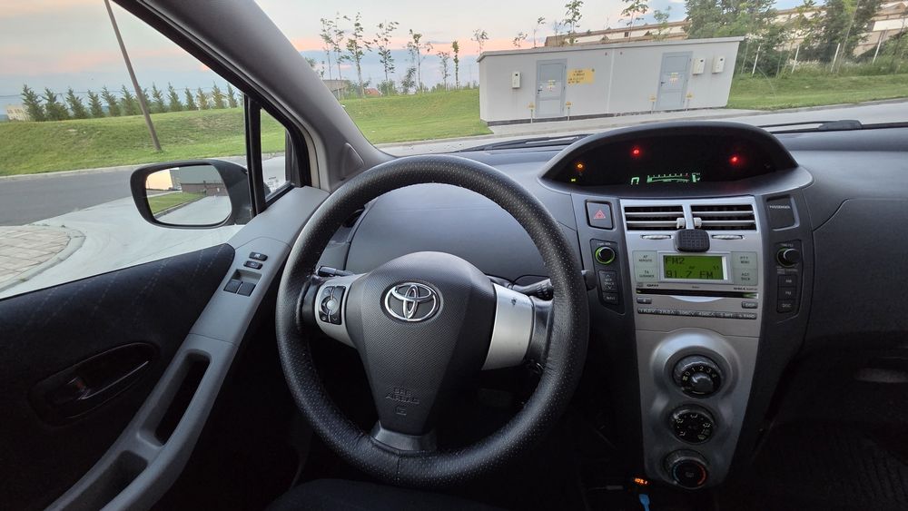 Toyota Yaris AUTOMATA 2006