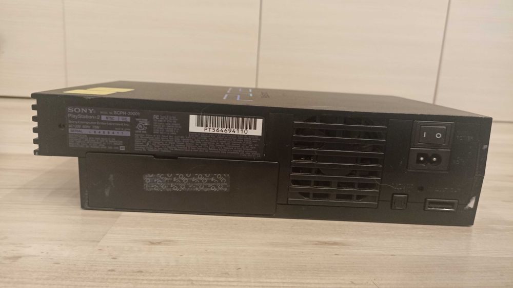 Конзола PS2 - Неработеща!