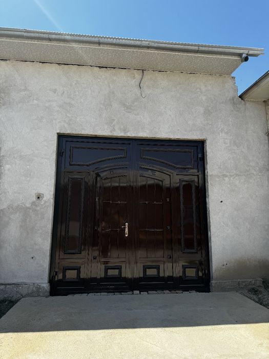 Hovli sotiladi 10 sotixdan kattaroq