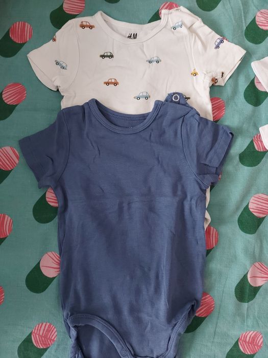 Lot haine mărimea 80 majoritatea H&M