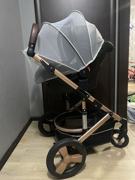 Прадается коляска