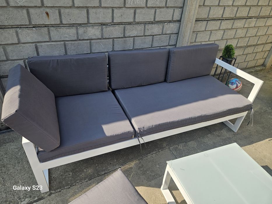 Set mobilier gradinacoltar 5 locuri + masuta, perne incluse