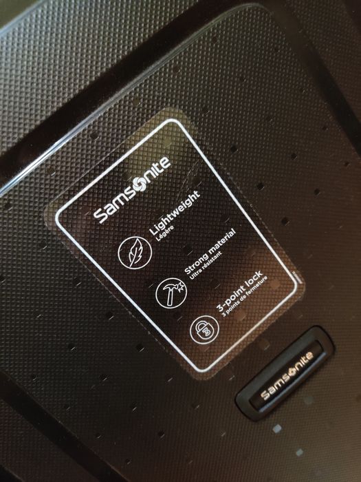 Troler cabină SAMSONITE Spinner S'Cure  55 cm negru