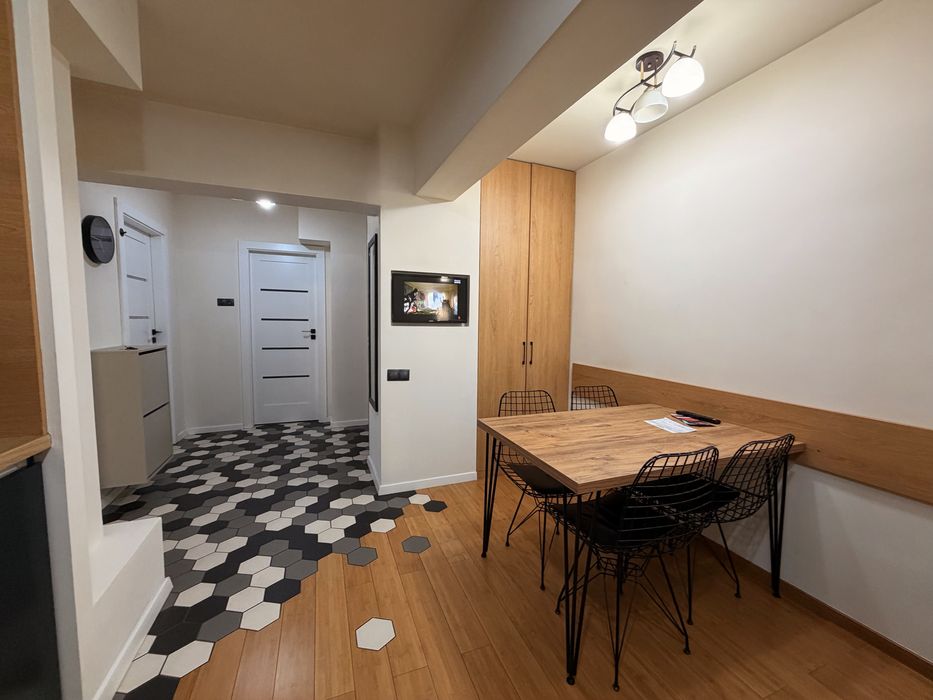 Persoana fizica inchiriez Apartament 2 camere + parcare Marasti OMV