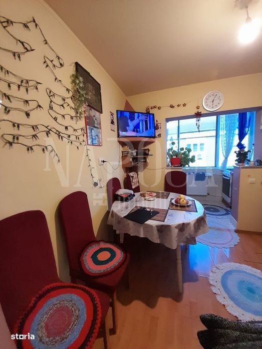 Apartament 3 camere de vanzare in Decebal Oradea, Oradea