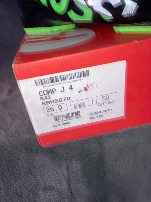 Продавам запазени ски обувки Росигнол.