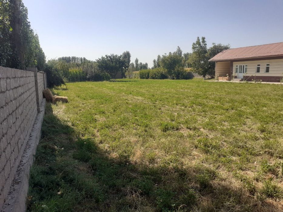 Дала ховли сотилади!!