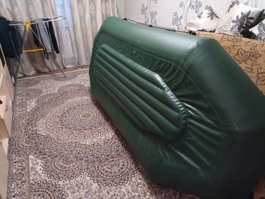 Практически новая лодка ИНЗЕР продаю