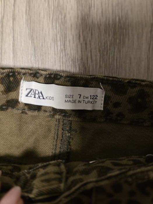 Fusta animal print Zara 122