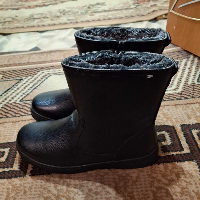 сапожки 42-43 новые