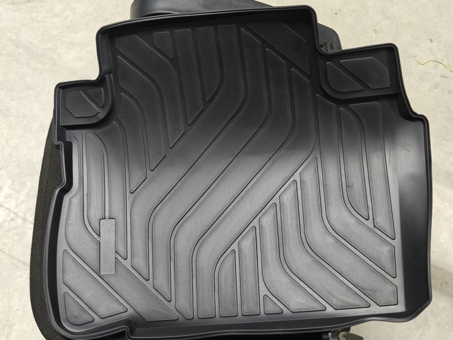 Коврики Rival для Haval M6 чёрные оригинал (новые)