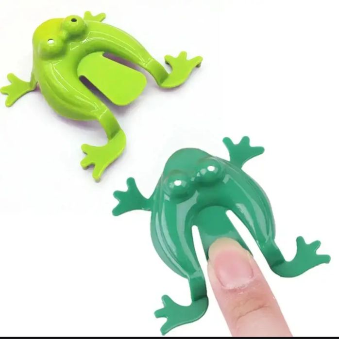 Лягушки попрыгушки разноцветные.