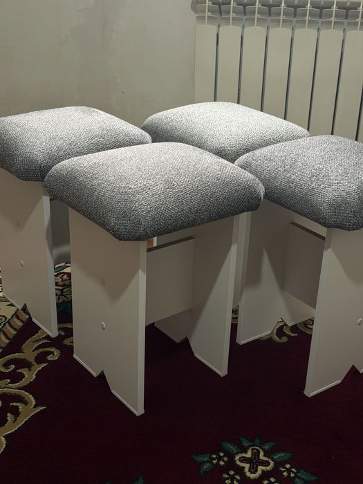 Новые кухонные табуретки