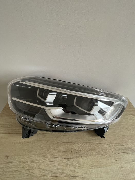 Far stanga Renault Kadjar