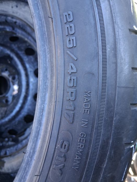 225 45 17 GOOD YEAR 2бр летни дот 2022г