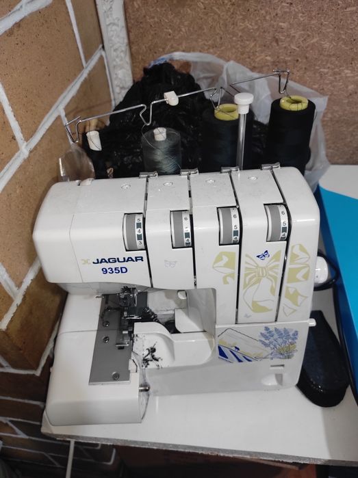 Оверлок бытовой Jaguar 935D