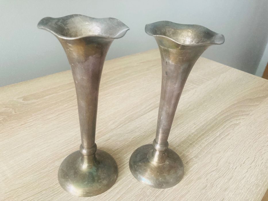 Старинни посребрени свещници