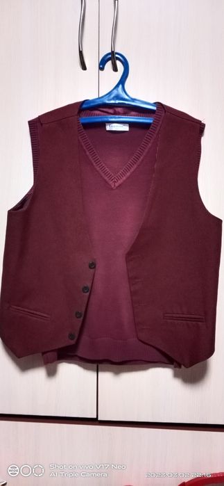 Жилетка для девочки, так и для мальчика