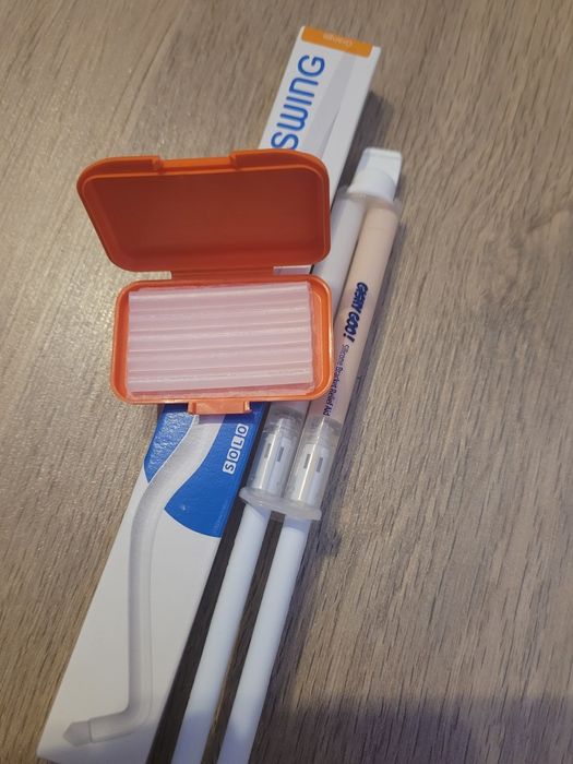 Periuta Solo Swing NOUA, ceara dentara si silicon