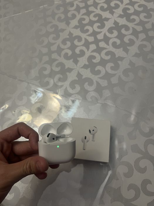 Apple Airpods 4 (anc)