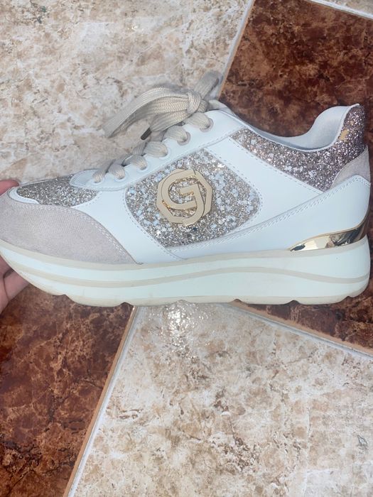 Високи маратонки