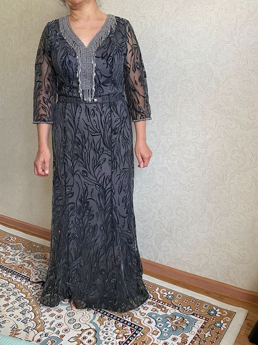 Нарядное платье на мероприятии