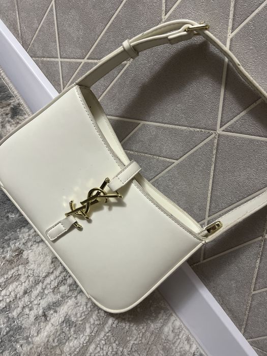 Б/у сумка в хорошем состоянии