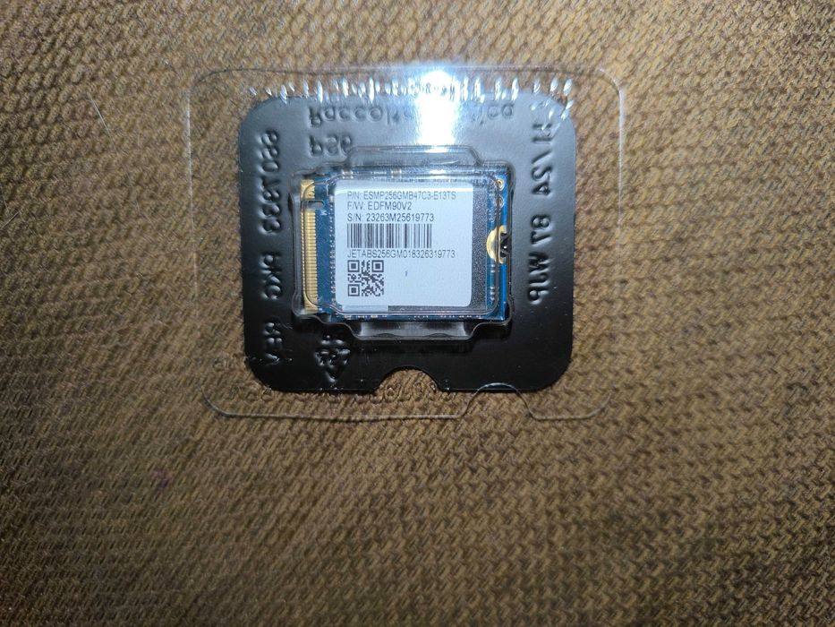 NVMe SSD 256GB M.2 2230 за Steam Deck / лаптоп