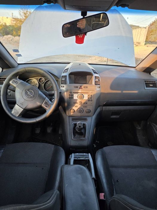 Opel Zafira 1.9 CDTI за части