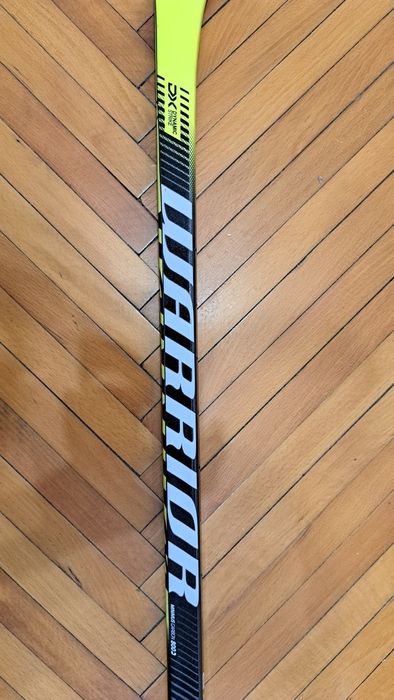 Crosa hochei Warrior DX3 W03 Backstrom 35 Grip Left Jr