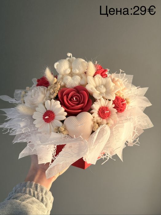 Ръчно изработени ароматни свещи и сапуни