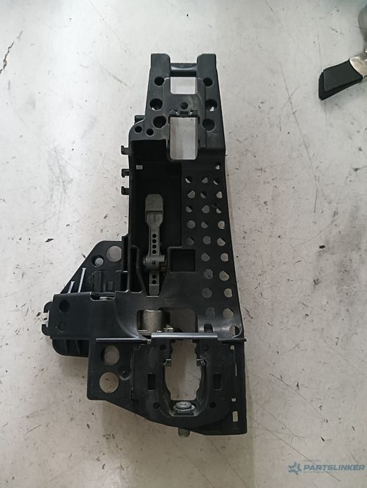 Maner Usa Interior Stanga Spate Audi A4 Iv (8K2, B8) [ 2007 - 2015 ]