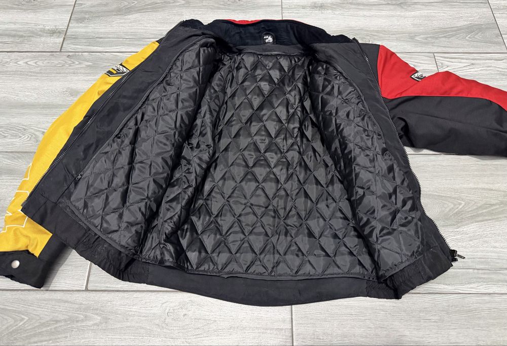 Geaca moto disponibila pentru masura M si XL