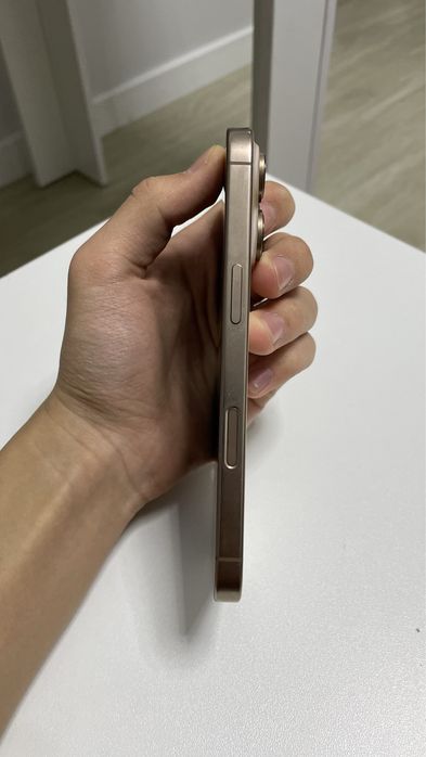 продается iphone 16 pro Б/у 128гб