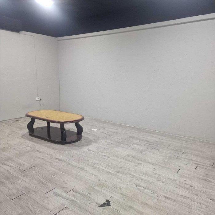 Срочно Аренда Нежилое 100м2 первая линия 17 кв Юнусабад Полуподвал