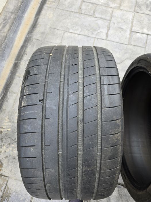 Două anvelope vara 305/30/21 ambele la 400 lei