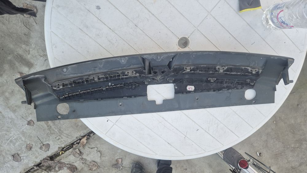 Оригинална предна решетка за Ситроен Берлинго 2001- 2006г