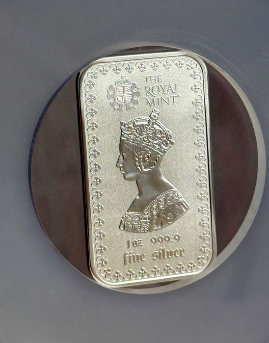 2025 1oz Royal Mint The Gothic Crown silver bar gradata NGC MS70