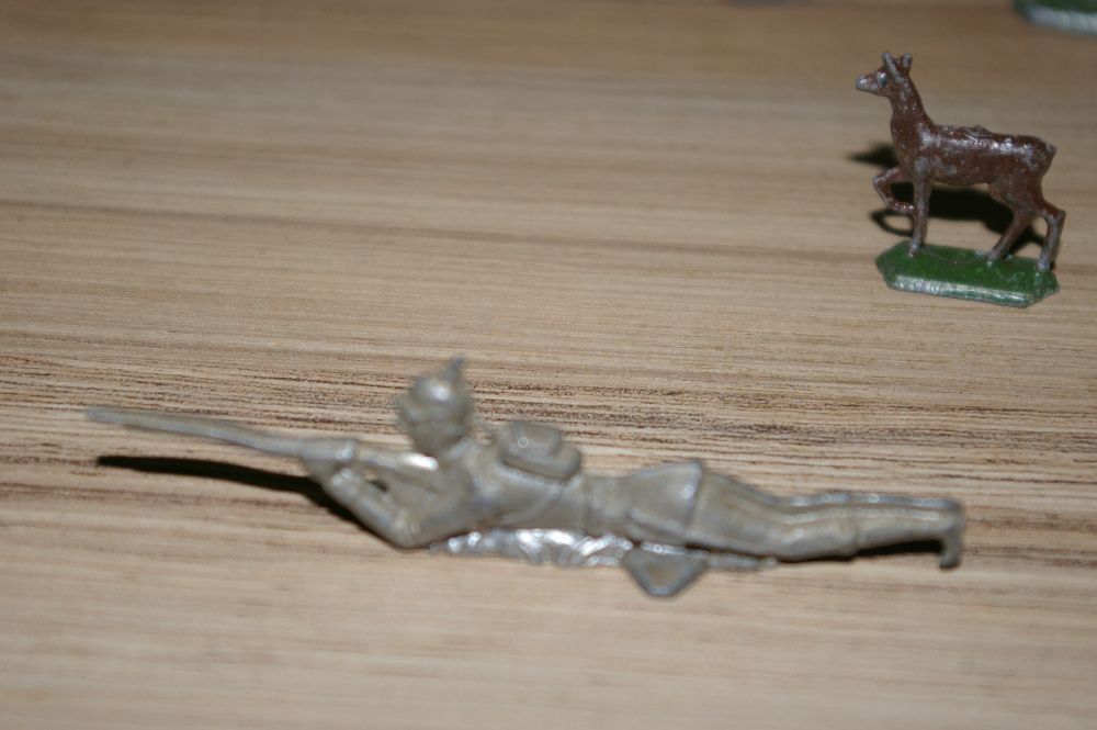 Vand lot de figurine vechi de plumb,cu patina originala-de colectie