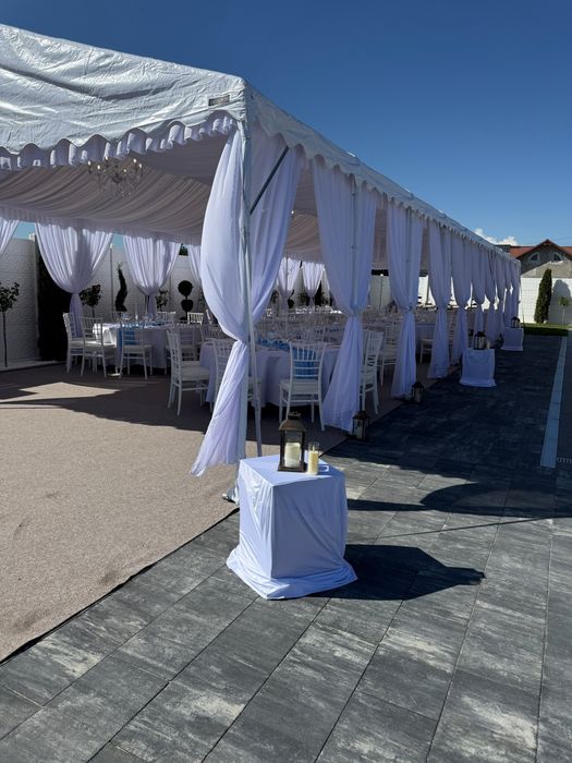 Organizare evenimente • Corturi • Mese • Scaune • Veselă • Decor • Iluminat • Tobogane gonflabile